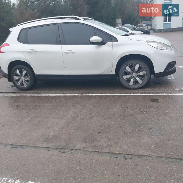 Внедорожник / Кроссовер Peugeot 2008 2014 в Львове