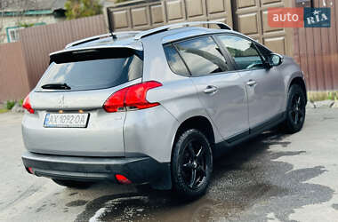Позашляховик / Кросовер Peugeot 2008 2013 в 