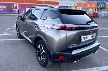 Внедорожник / Кроссовер Peugeot 2008 2020 в 