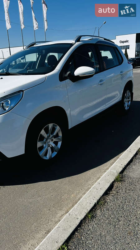 Позашляховик / Кросовер Peugeot 2008 2014 в Черкасах