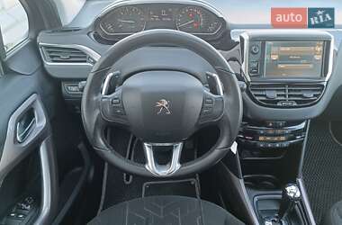 Внедорожник / Кроссовер Peugeot 2008 2016 в 