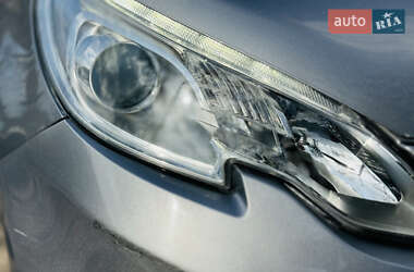 Внедорожник / Кроссовер Peugeot 2008 2013 в 