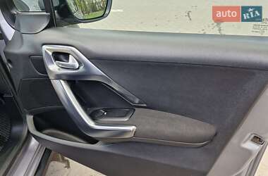 Позашляховик / Кросовер Peugeot 2008 2018 в 
