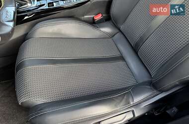 Внедорожник / Кроссовер Peugeot 2008 2021 в 