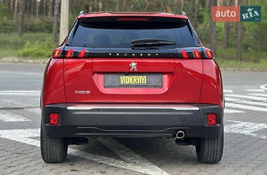 Позашляховик / Кросовер Peugeot 2008 2020 в 