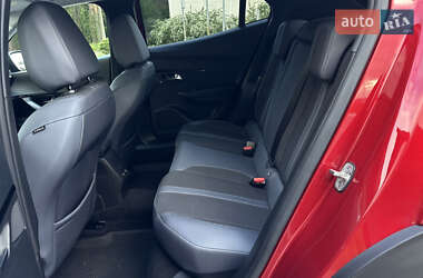 Позашляховик / Кросовер Peugeot 2008 2020 в 
