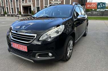 Внедорожник / Кроссовер Peugeot 2008 2014 в Киеве