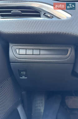 Позашляховик / Кросовер Peugeot 2008 2013 в Косові