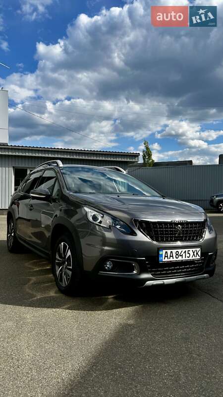 Внедорожник / Кроссовер Peugeot 2008 2018 в 