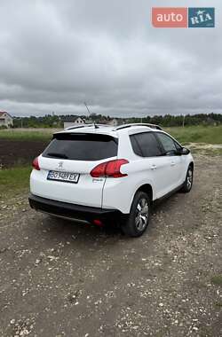 Внедорожник / Кроссовер Peugeot 2008 2013 в 