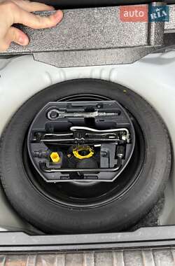 Внедорожник / Кроссовер Peugeot 2008 2013 в 