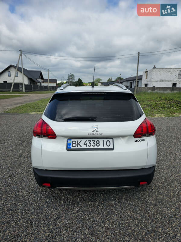 Позашляховик / Кросовер Peugeot 2008 2015 в Сарнах