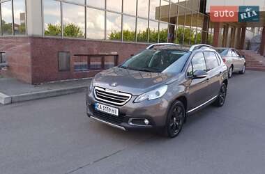 Внедорожник / Кроссовер Peugeot 2008 2016 в Киеве