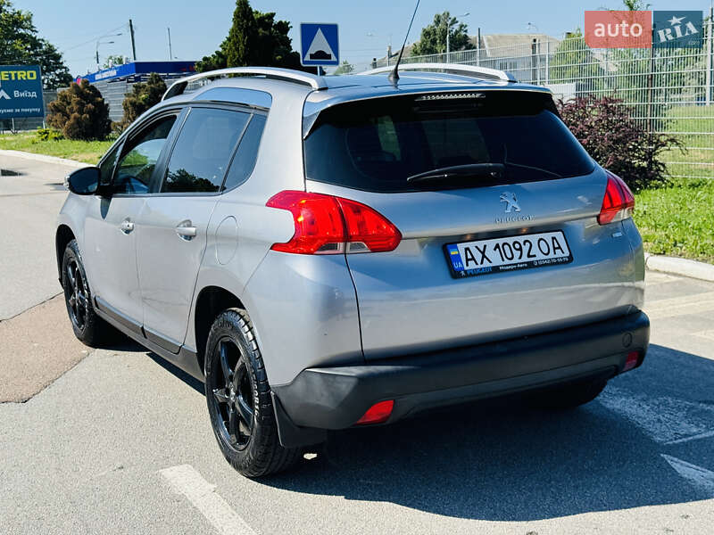 Позашляховик / Кросовер Peugeot 2008 2013 в Харкові