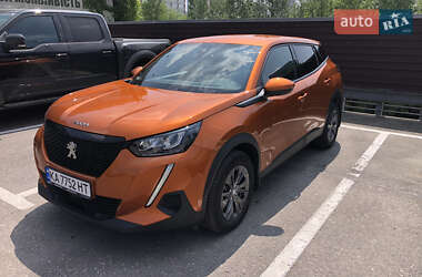 Внедорожник / Кроссовер Peugeot 2008 2021 в Киеве