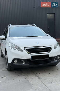 Позашляховик / Кросовер Peugeot 2008 2014 в Львові