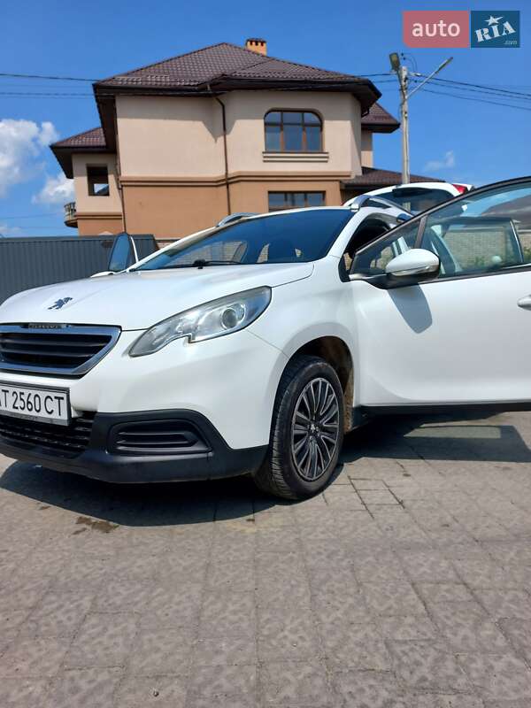 Позашляховик / Кросовер Peugeot 2008 2015 в Івано-Франківську