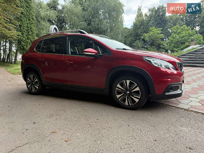 Позашляховик / Кросовер Peugeot 2008 2017 в Ніжині