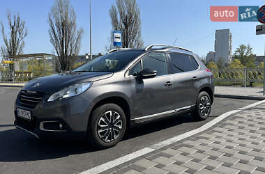 Внедорожник / Кроссовер Peugeot 2008 2015 в Луцке