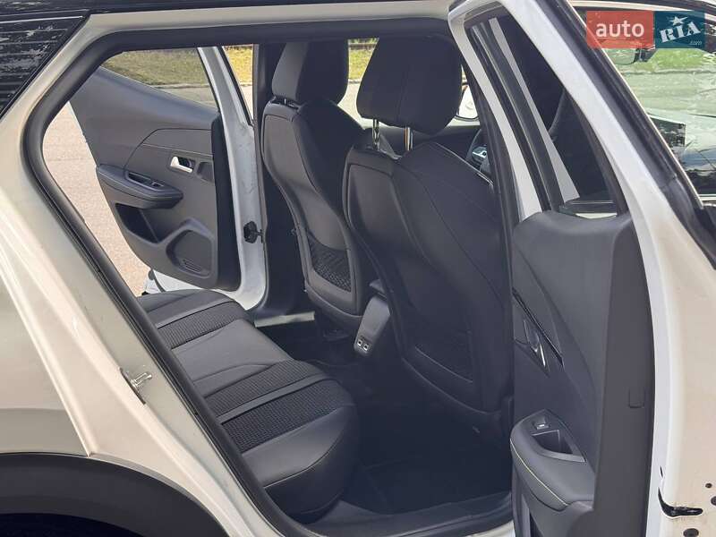 Позашляховик / Кросовер Peugeot 2008 2023 в Києві