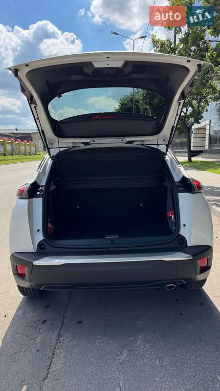 Позашляховик / Кросовер Peugeot 2008 2023 в Києві