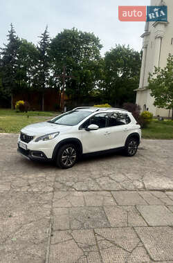 Внедорожник / Кроссовер Peugeot 2008 2016 в Харькове