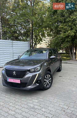 Позашляховик / Кросовер Peugeot 2008 2021 в Львові