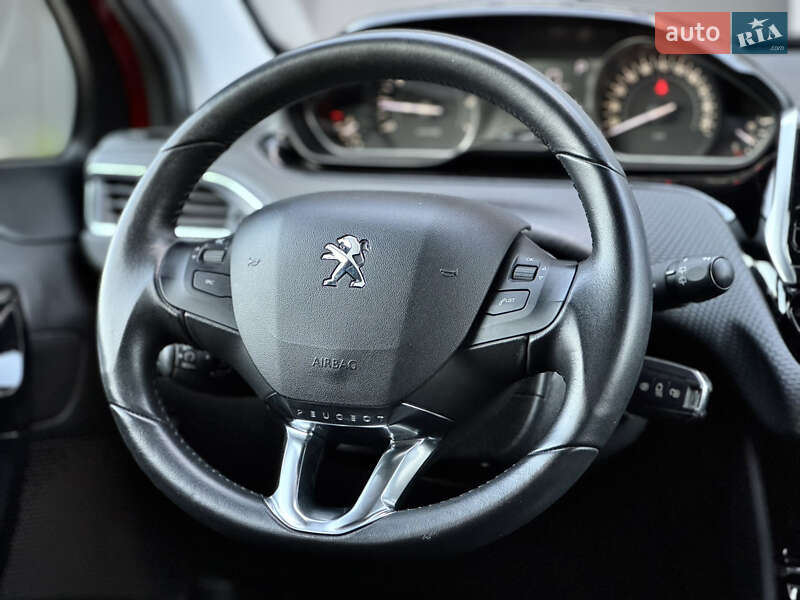 Позашляховик / Кросовер Peugeot 2008 2019 в Києві фото 27 Позашляховик / Кросовер Peugeot 2008 2019 в Києві