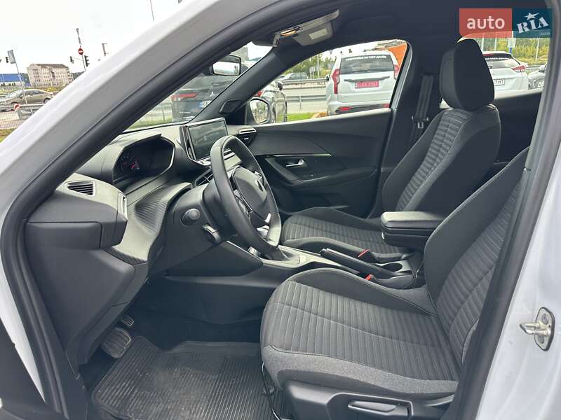 Внедорожник / Кроссовер Peugeot 2008 2023 в Киеве фото 14 Внедорожник / Кроссовер Peugeot 2008 2023 в Киеве