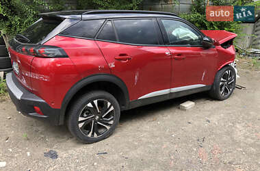 Внедорожник / Кроссовер Peugeot 2008 2021 в 