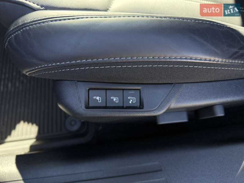 Внедорожник / Кроссовер Peugeot 2008 2022 в Киеве фото 25 Внедорожник / Кроссовер Peugeot 2008 2022 в Киеве