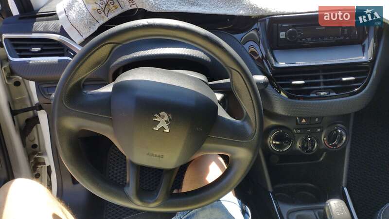 Позашляховик / Кросовер Peugeot 2008 2017 в Києві