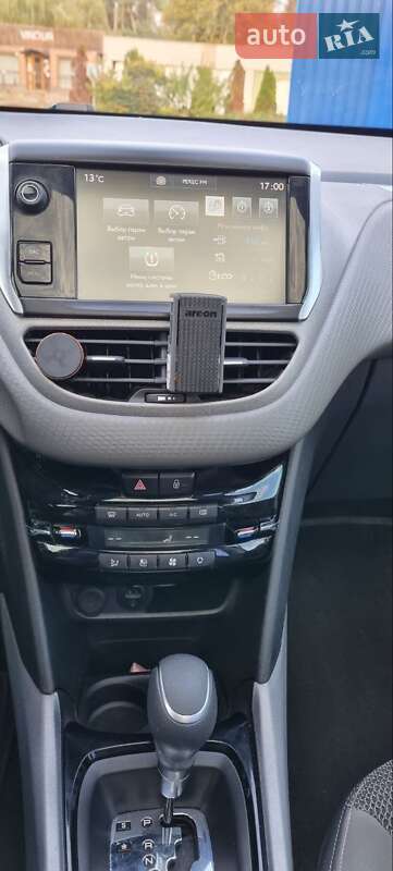 Позашляховик / Кросовер Peugeot 2008 2016 в Харкові