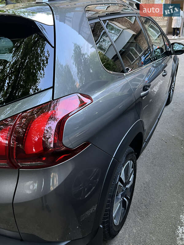 Позашляховик / Кросовер Peugeot 2008 2019 в Харкові