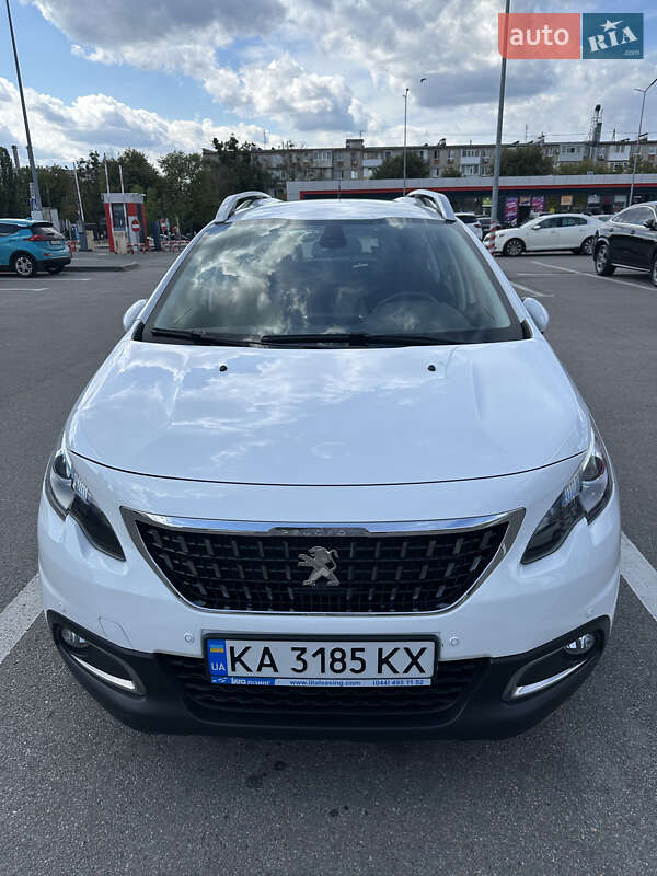 Позашляховик / Кросовер Peugeot 2008 2017 в Харкові фото 2 Позашляховик / Кросовер Peugeot 2008 2017 в Харкові