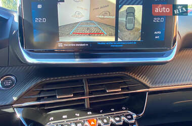 Внедорожник / Кроссовер Peugeot 2008 2021 в 