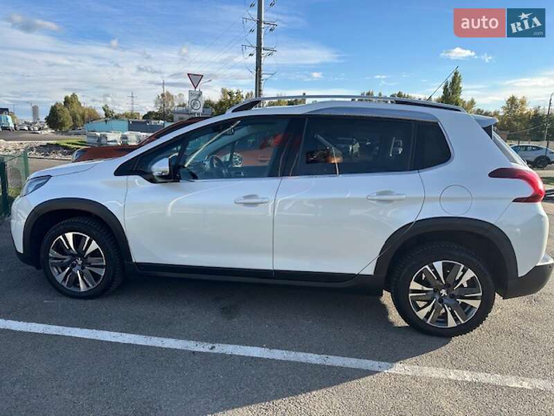 Внедорожник / Кроссовер Peugeot 2008 2017 в Киеве фото Внедорожник / Кроссовер Peugeot 2008 2017 в Киеве