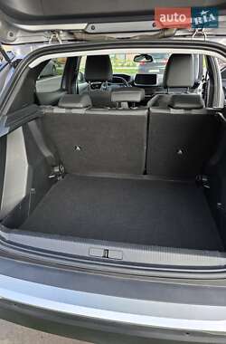 Внедорожник / Кроссовер Peugeot 2008 2021 в 