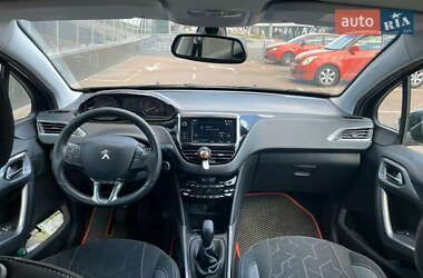 Внедорожник / Кроссовер Peugeot 2008 2019 в 