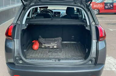 Внедорожник / Кроссовер Peugeot 2008 2019 в 