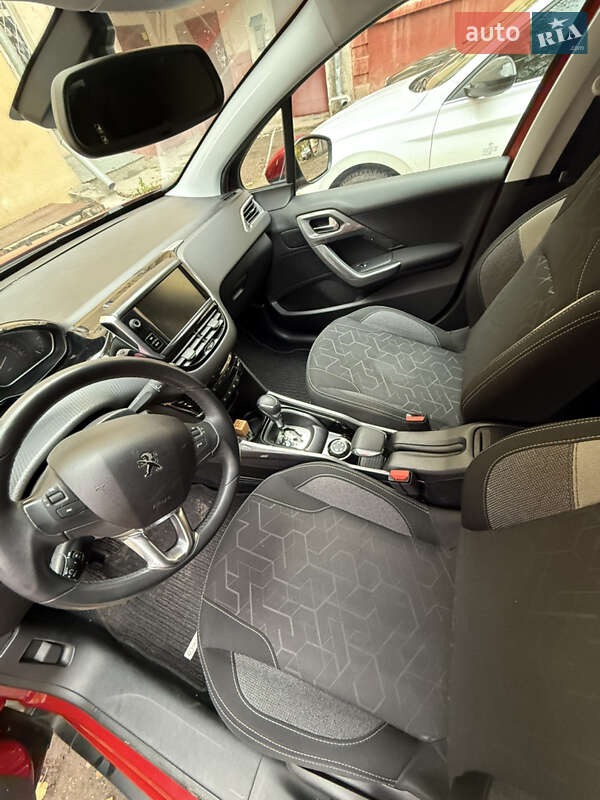 Внедорожник / Кроссовер Peugeot 2008 2019 в Чернигове фото 10 Внедорожник / Кроссовер Peugeot 2008 2019 в Чернигове