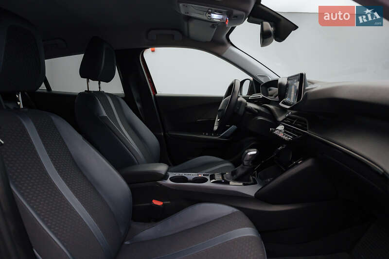 Внедорожник / Кроссовер Peugeot 2008 2020 в Киеве фото 13 Внедорожник / Кроссовер Peugeot 2008 2020 в Киеве
