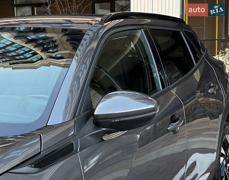 Внедорожник / Кроссовер Peugeot 2008 2021 в Киеве