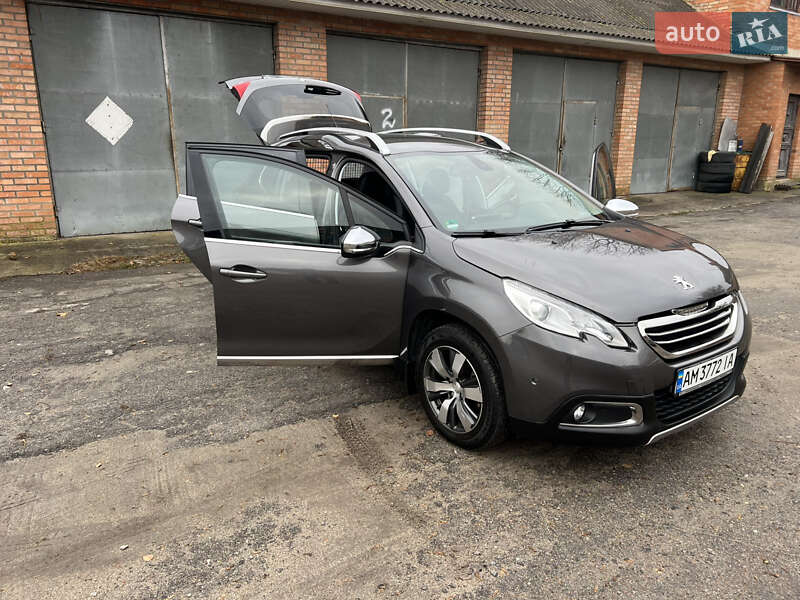 Внедорожник / Кроссовер Peugeot 2008 2013 в Бердичеве