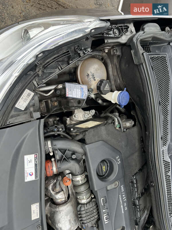 Внедорожник / Кроссовер Peugeot 2008 2013 в Бердичеве