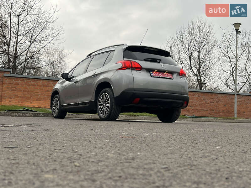 Внедорожник / Кроссовер Peugeot 2008 2015 в Дрогобыче