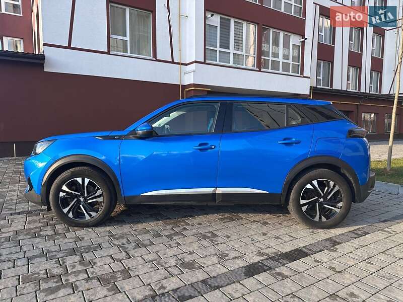 Позашляховик / Кросовер Peugeot 2008 2020 в Івано-Франківську