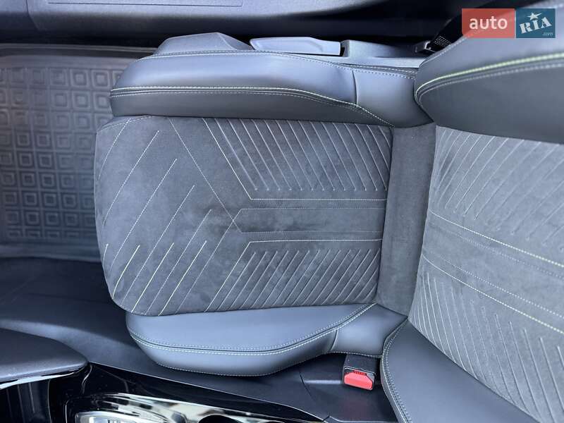 Внедорожник / Кроссовер Peugeot 2008 2023 в Киеве