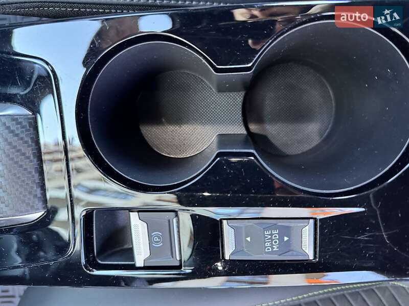 Внедорожник / Кроссовер Peugeot 2008 2023 в Киеве