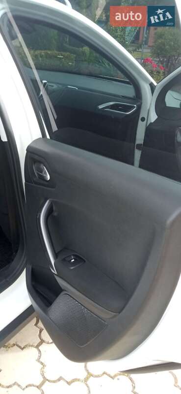 Внедорожник / Кроссовер Peugeot 2008 2017 в Луцке фото 34 Внедорожник / Кроссовер Peugeot 2008 2017 в Луцке